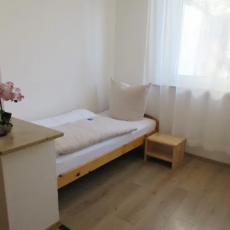 Hotel Hanseatic-garni 2*