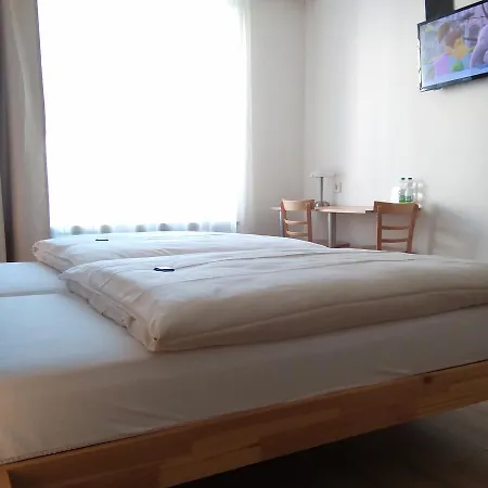 Hanseatic-garni Hotel 2*