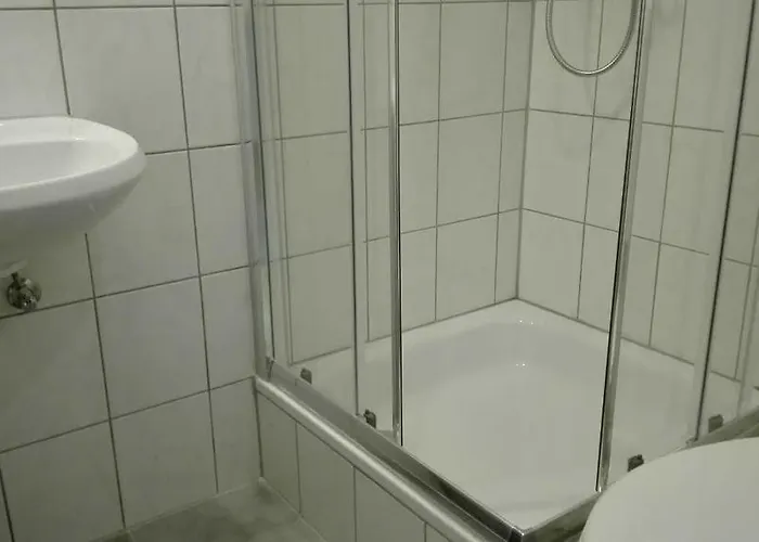 Hanseatic-garni Hotell 2*